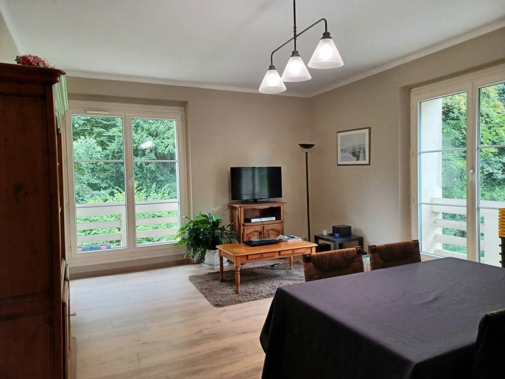 A LOUER APPARTEMENT ROUXMESNIL-BOUTEILLES