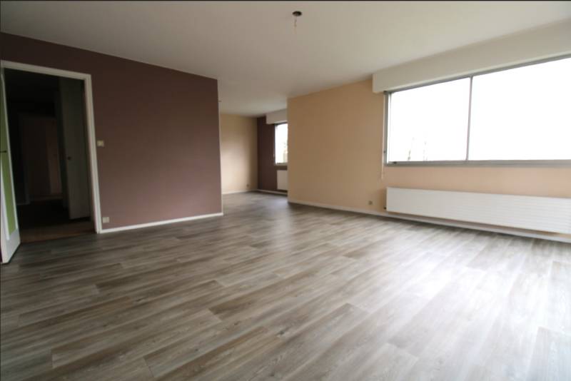 A VENDRE APPARTEMENT DE TYPE T4 - 93,24 M² habitable - Résidence de Standing - Ascenseur /Balcon -  secteur recherché - LE GOLF DIEPPE