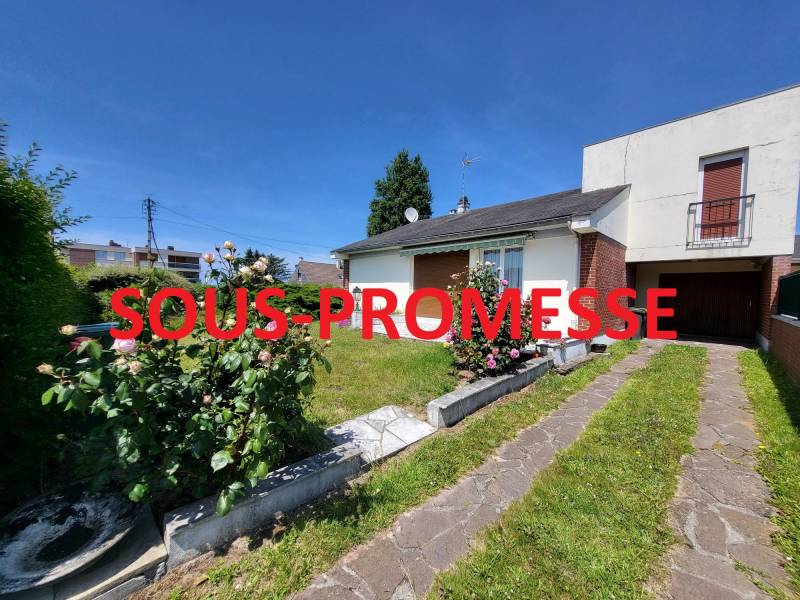 A VENDRE MAISON DE TYPE T4 - 80 M² HABITABLES - JARDIN DE 1010 M² - 3 CHAMBRES - VUE MER - SECTEUR RECHERCHÉ NEUVILLE-LES-DIEPPE