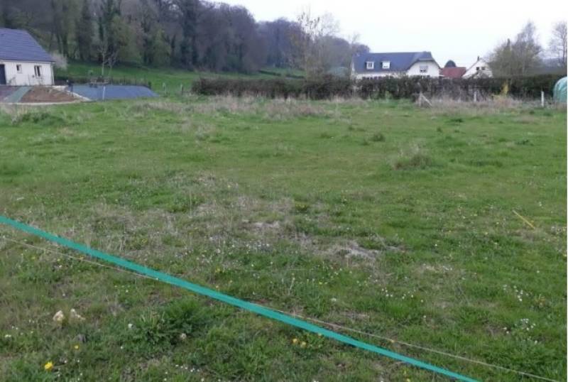 Terrain à vendre - 1550 m² - Proche du centre Bourg - Longueville sur Scie