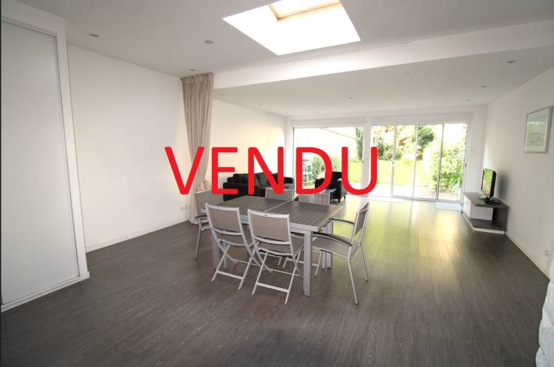 A VENDRE APPARTEMENT T2 EN RDC - SPACIEUX AVEC SON REZ DE JARDIN - 72 M² surface habitable - 1 Chambre - Centre-ville de DIEPPE