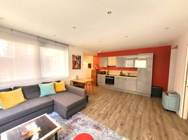 A VENDRE APPARTEMENT DE TYPE T3 - 60 M² Habitables - Ascenseur/ place de parking - Quartier calme et recherché- Centre-ville de DIEPPE