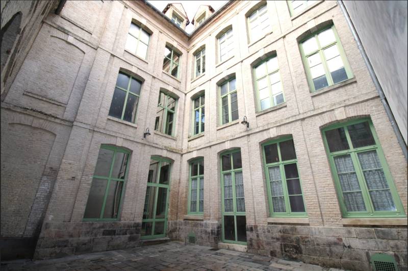 A VENDRE IMMEUBLE DE RAPPORT RENOVE GRANDE RUE - 4 LOTS - 214M² - APPARTEMENTS T2 - CENTRE-VILLE DE DIEPPE